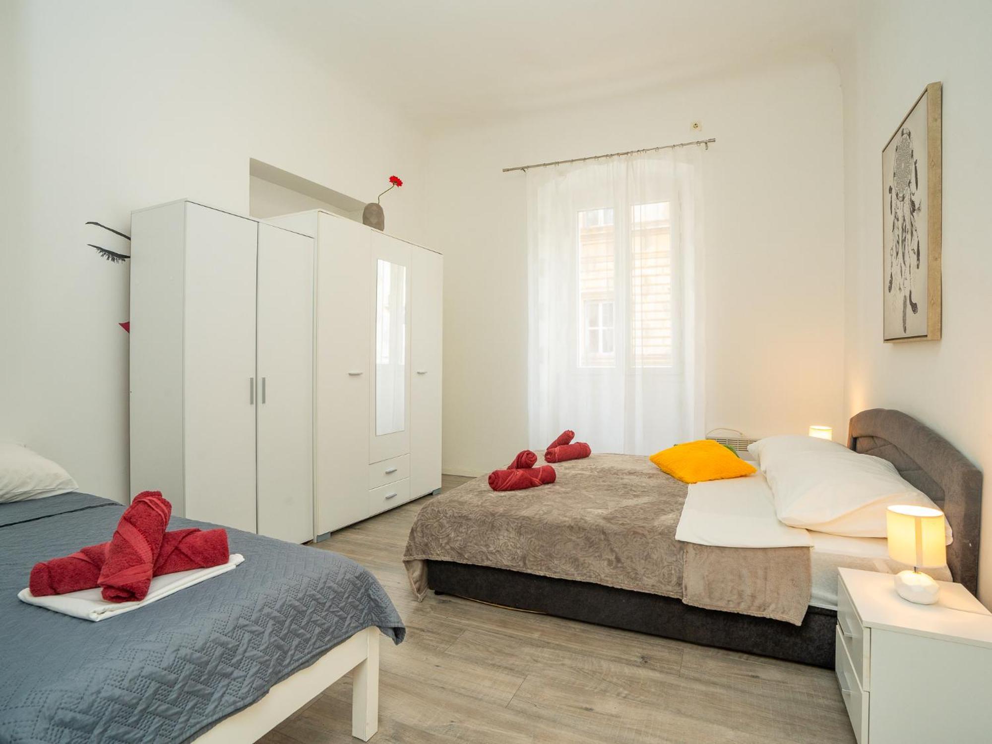 Apartments Lucija & Katia Рийека Екстериор снимка
